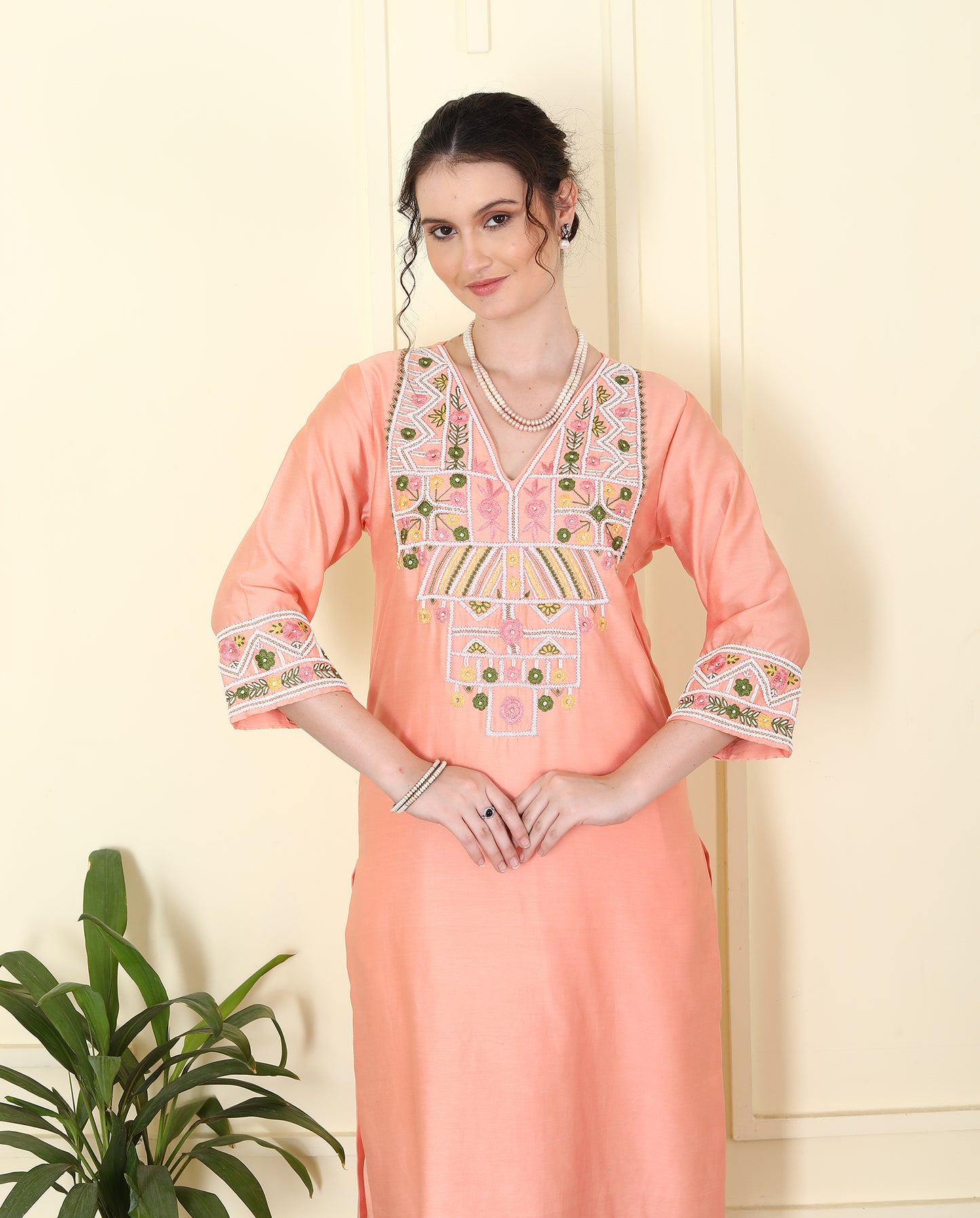 Ahilya Pink chanderi Hand Embroidered kurta set UCEN25017