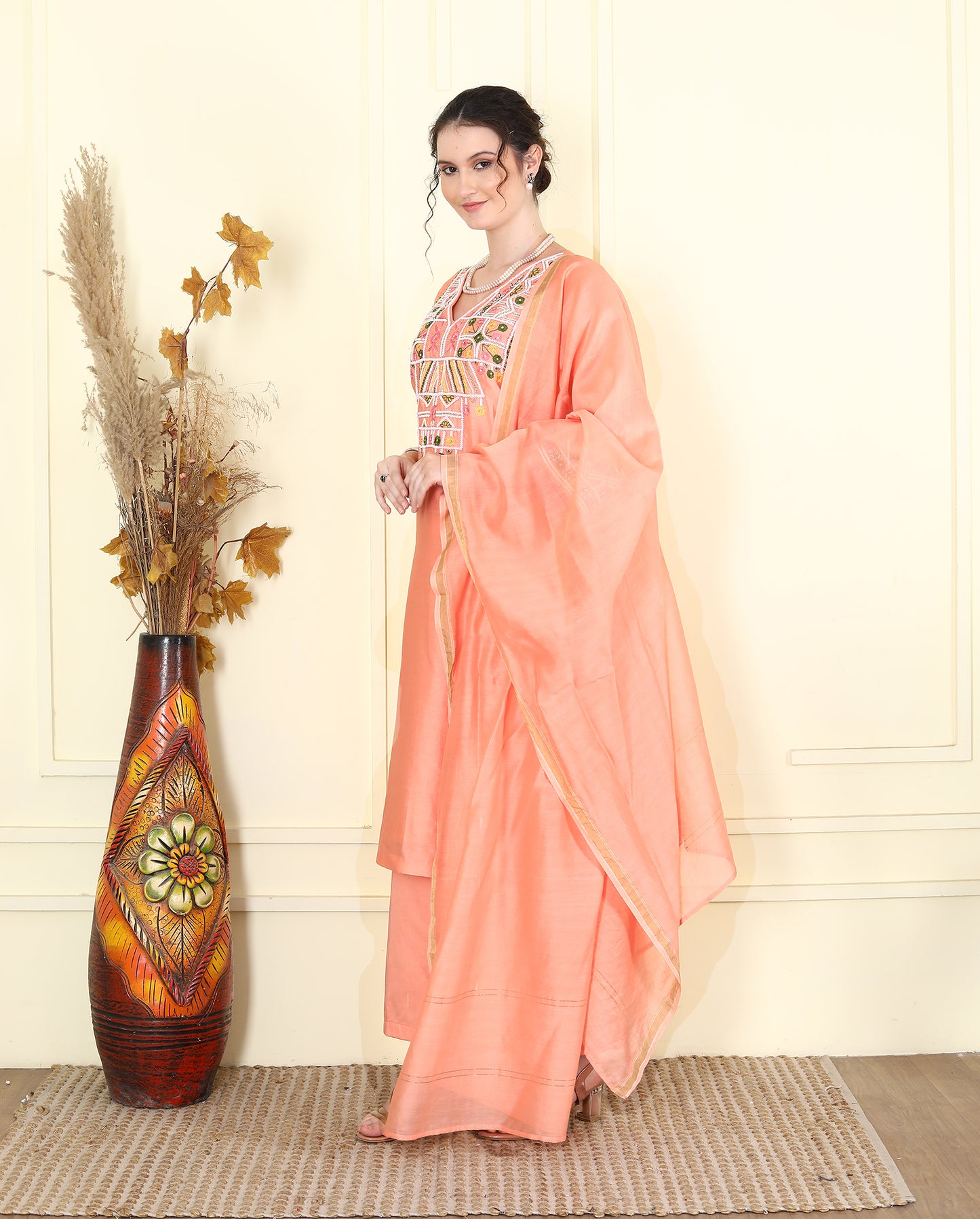 Ahilya Pink chanderi Hand Embroidered kurta set UCEN25017