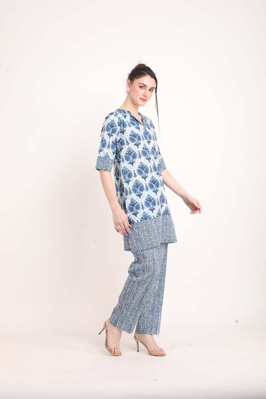 Indigo Printed Short Kurti UCEN22158