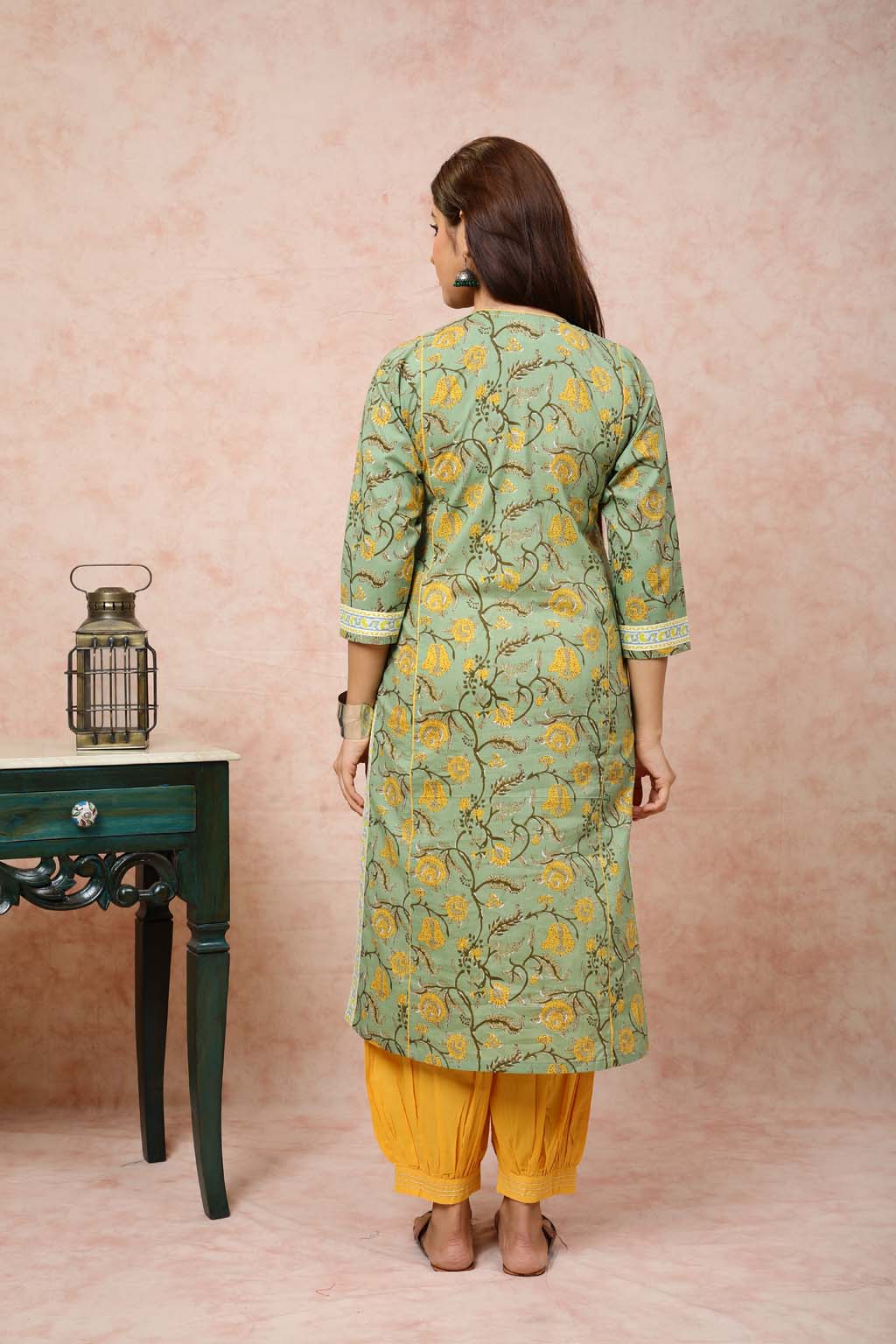 Adab Green & yellow Printed Straight Kurta UCK22076