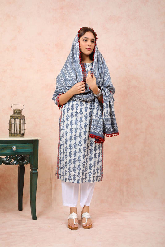 Grey & Maroon Printed Kurta w/ Pom-Pom Lace UCK22081