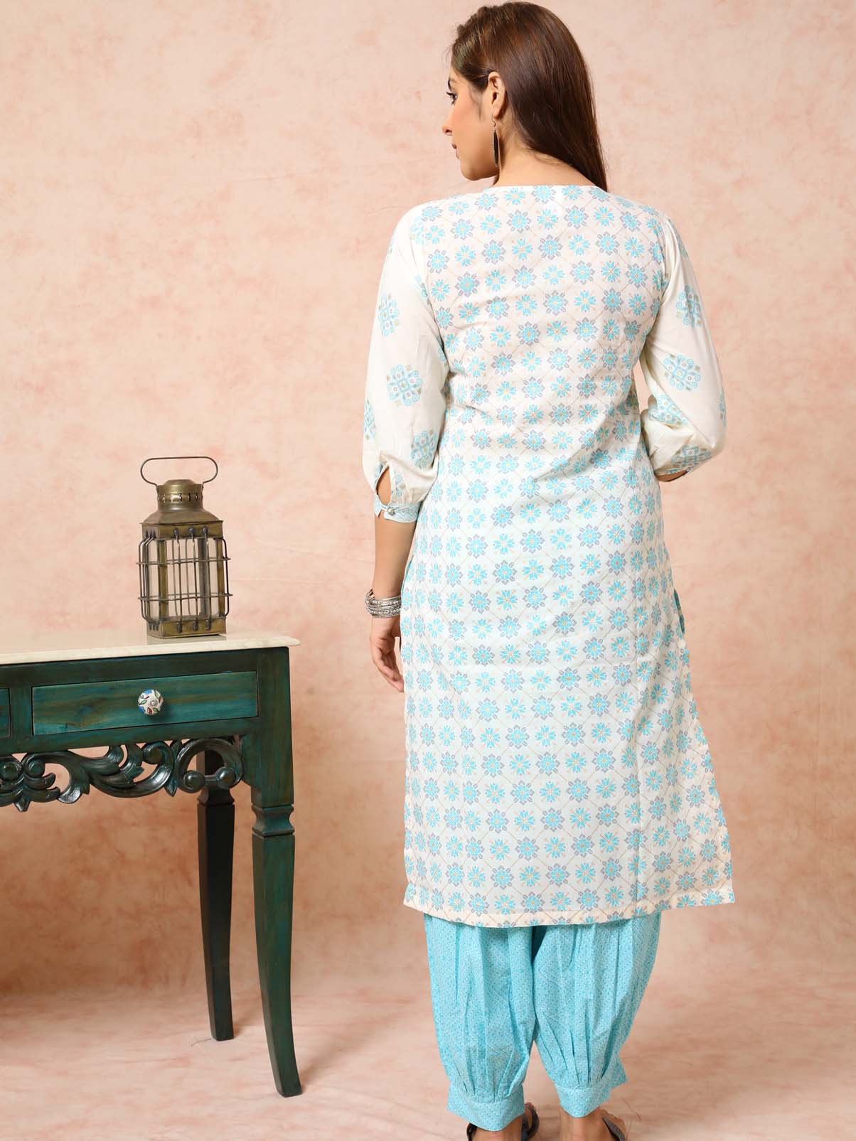 Blue & Cream Printed Straight Kurta UCK22080