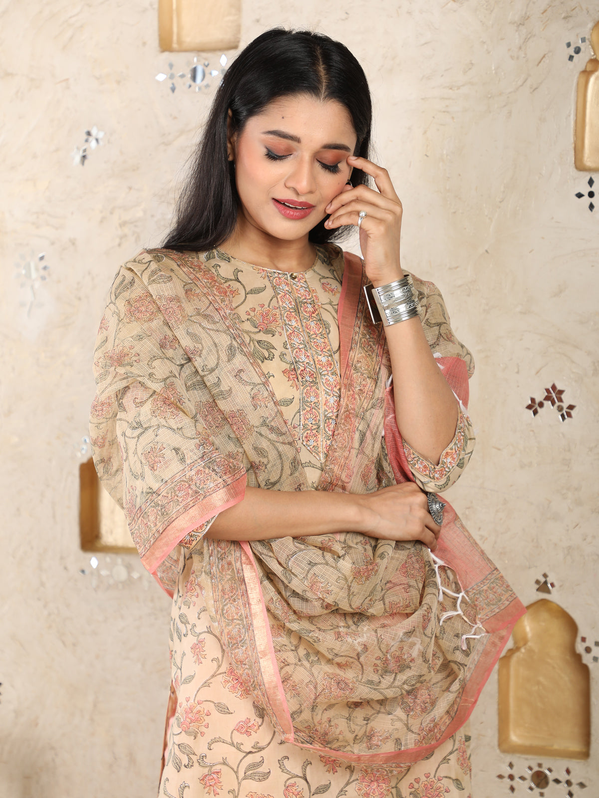 Mulmul Floral Printed Kurta UCK22025