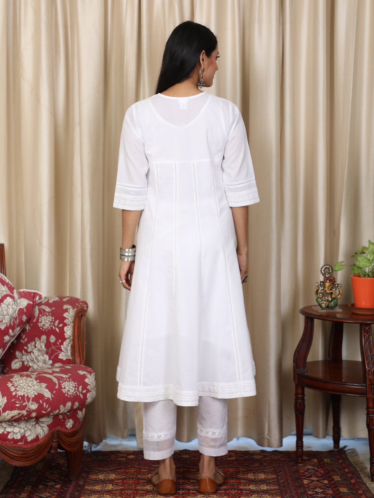 White Kalidar Kurta UCK22044