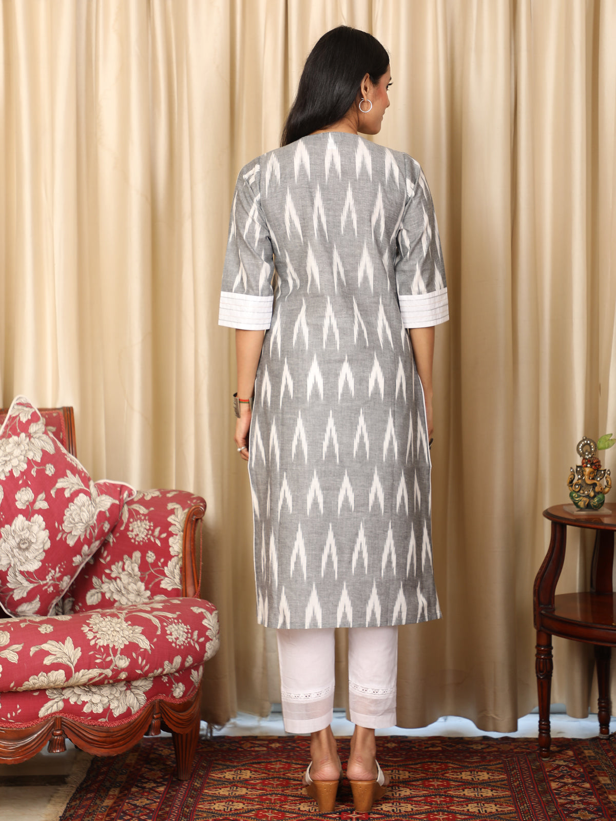 Handloom Grey Ikkat Kurta Dupatta Set UCK22052