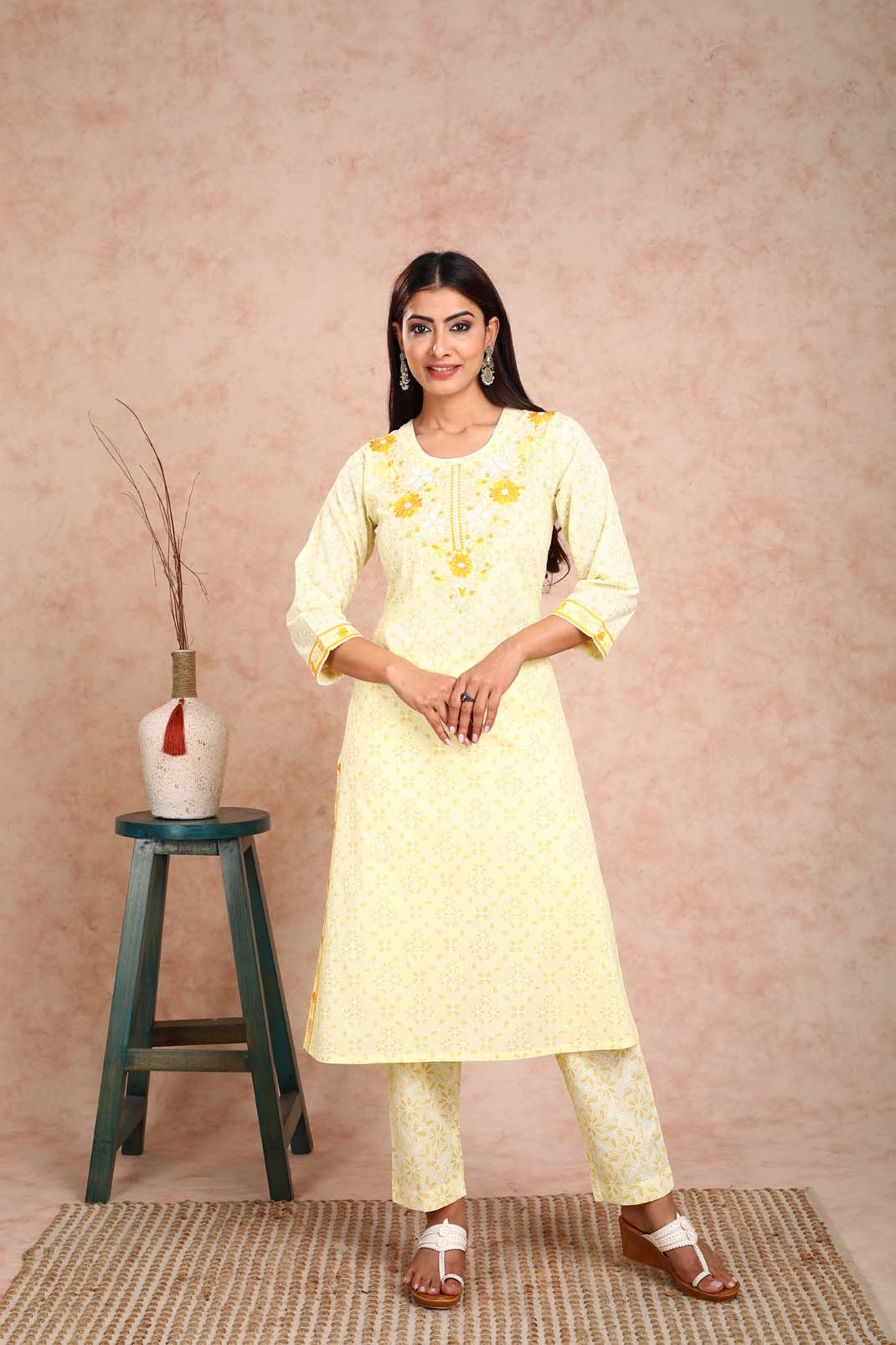 navi-nari-yellow-print-embroidered-neck-a-line-kurta