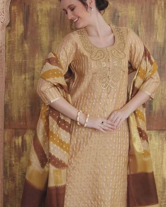 Ahilya Banarasi chanderi Embroidered kurta set UCEN25006