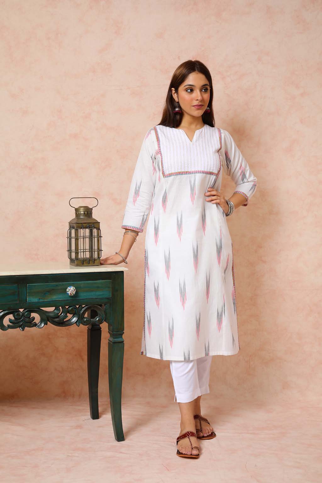 White & Pink Ikkat Printed Kurta UCK22077