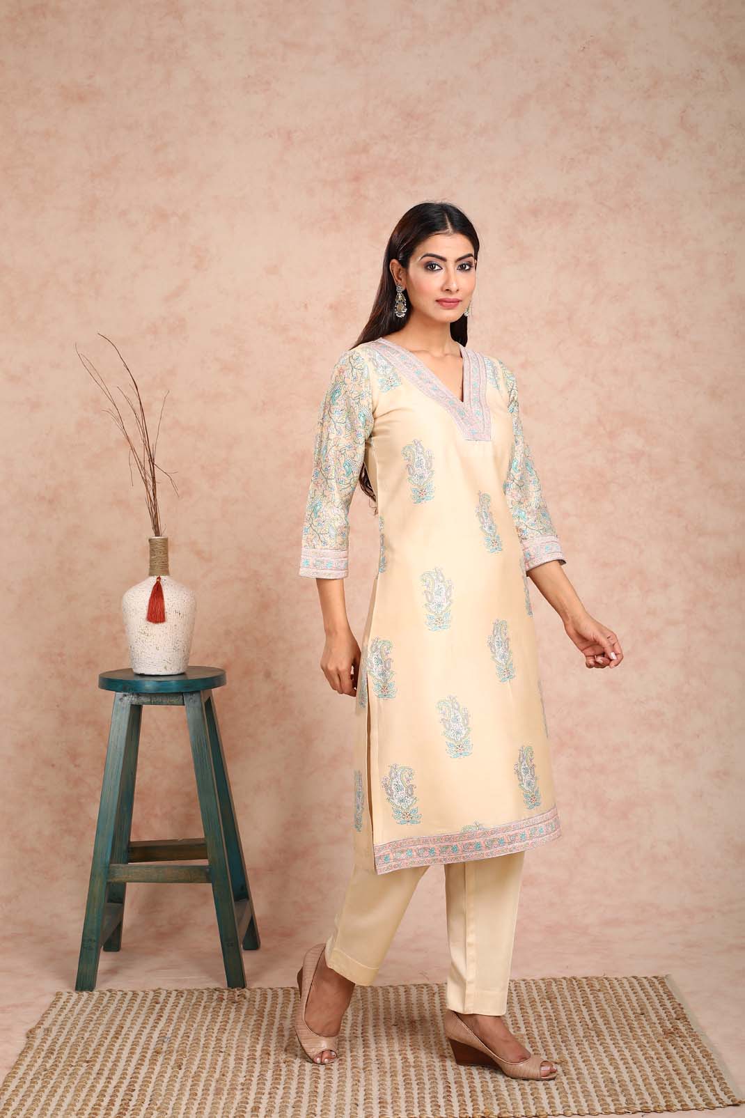 Ahilya Chanderi Paisley Print Kurta UCK22155